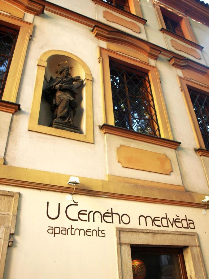 U Cerneho Medveda- At The Black Bear Apartment Praga Exterior foto