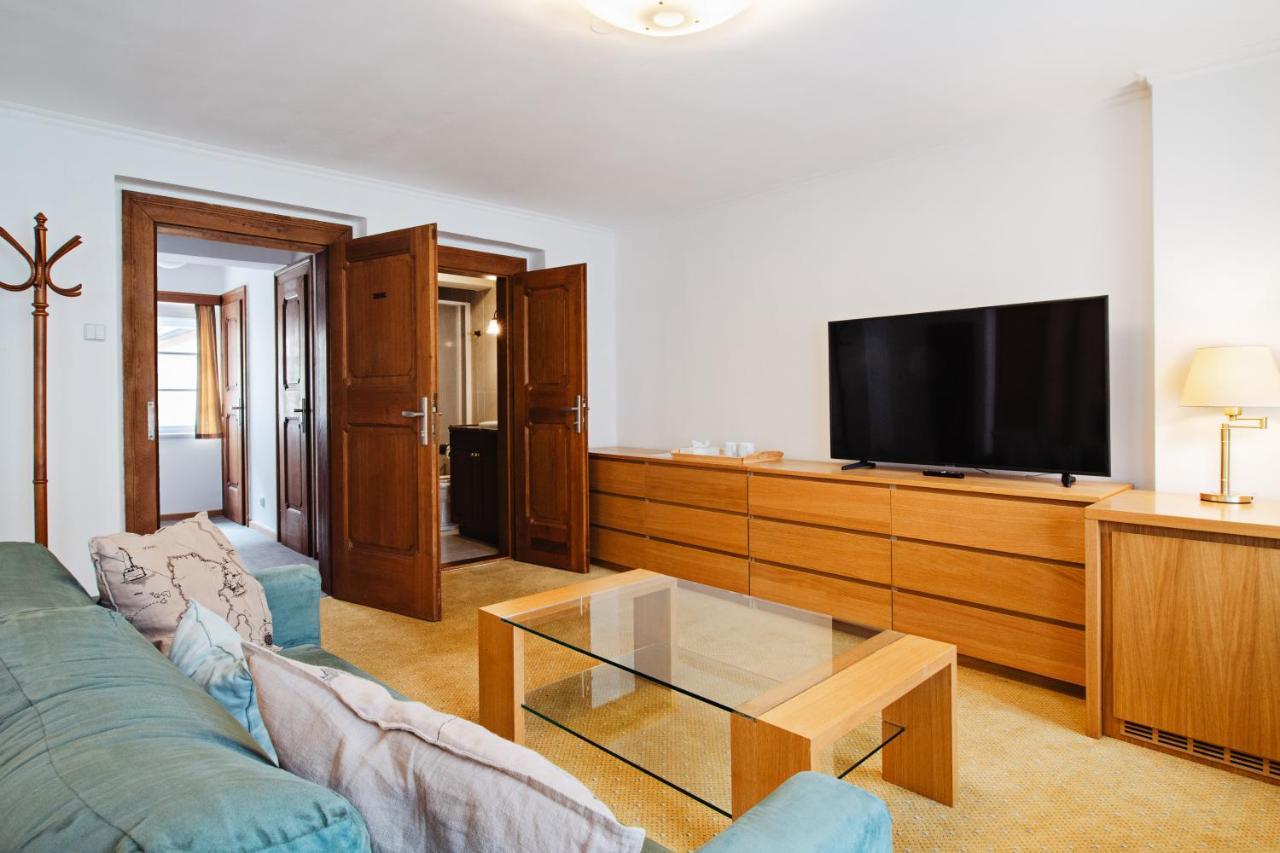 U Cerneho Medveda- At The Black Bear Apartment Praga Exterior foto
