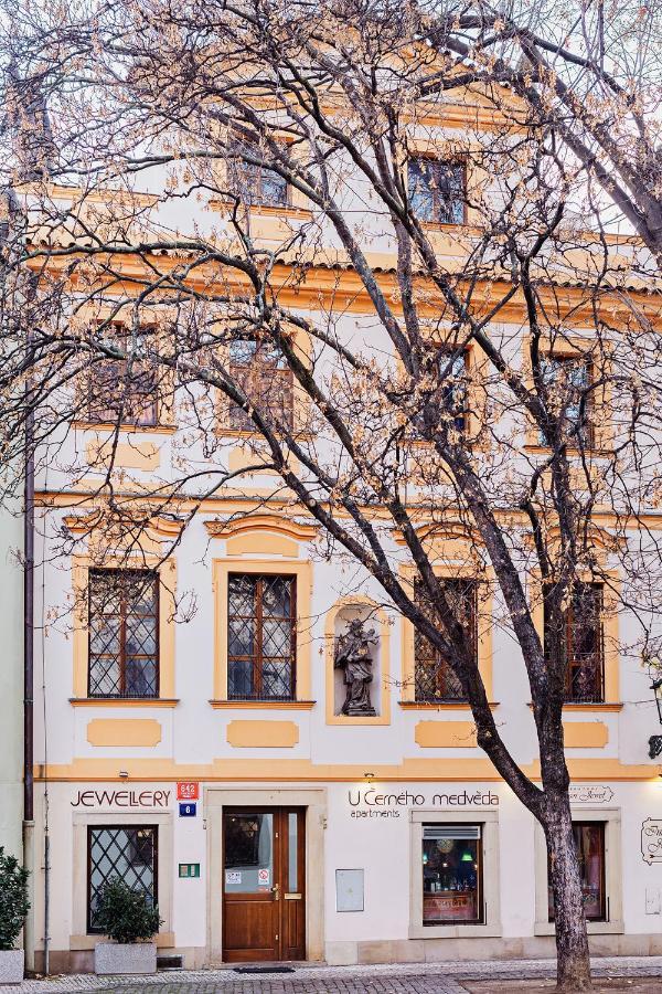 U Cerneho Medveda- At The Black Bear Apartment Praga Exterior foto