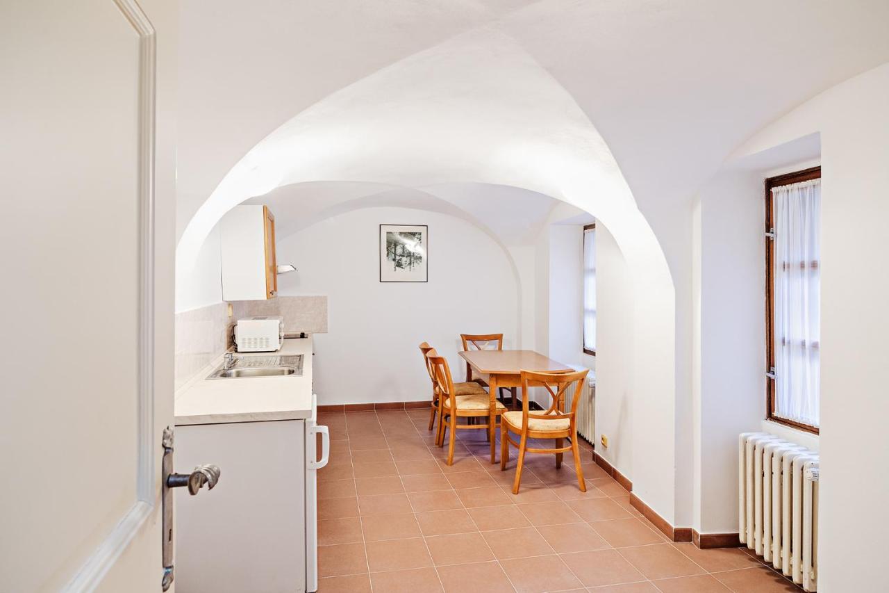 U Cerneho Medveda- At The Black Bear Apartment Praga Exterior foto