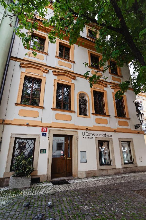 U Cerneho Medveda- At The Black Bear Apartment Praga Exterior foto