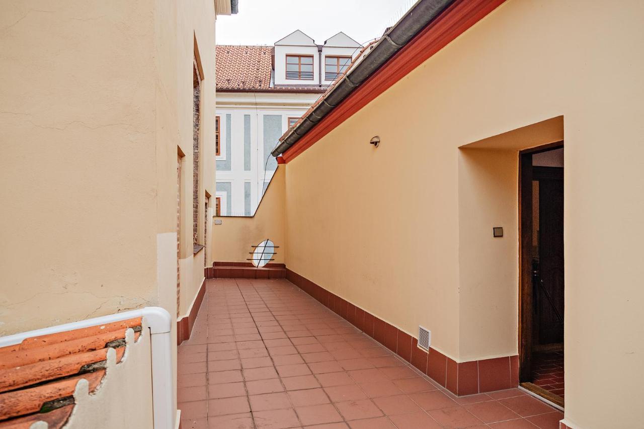 U Cerneho Medveda- At The Black Bear Apartment Praga Exterior foto