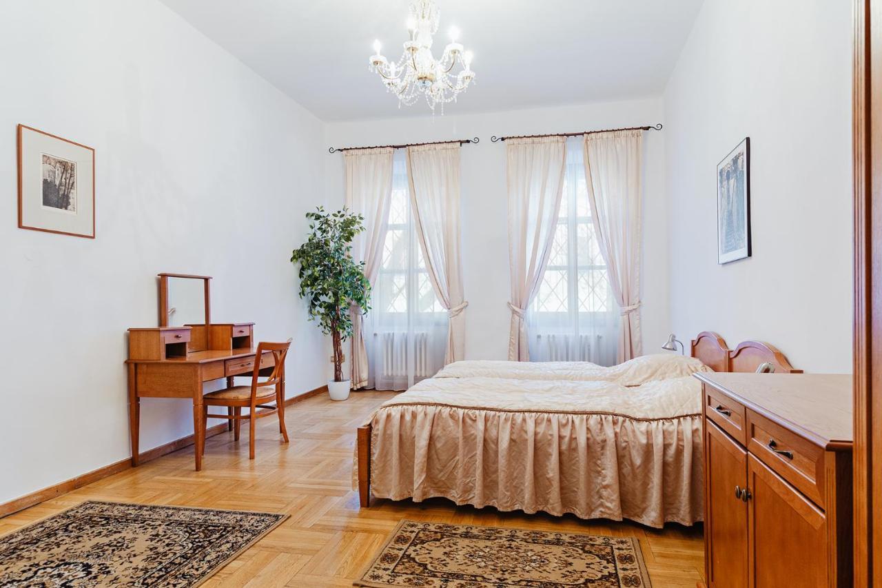 U Cerneho Medveda- At The Black Bear Apartment Praga Exterior foto